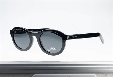 fake prada sunglasses.